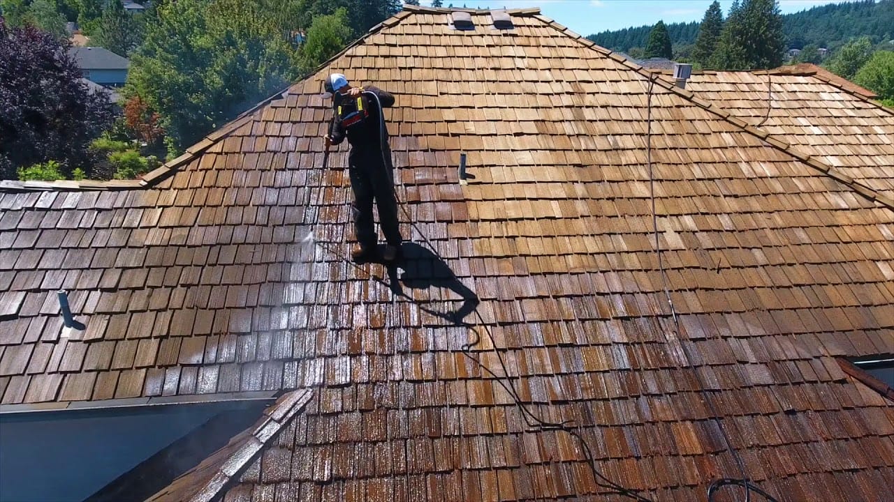 Best-Way-to-Clean-Cedar-Shake-Roof-1 Best-Way-to-Clean-Cedar-Shake-Roof-1